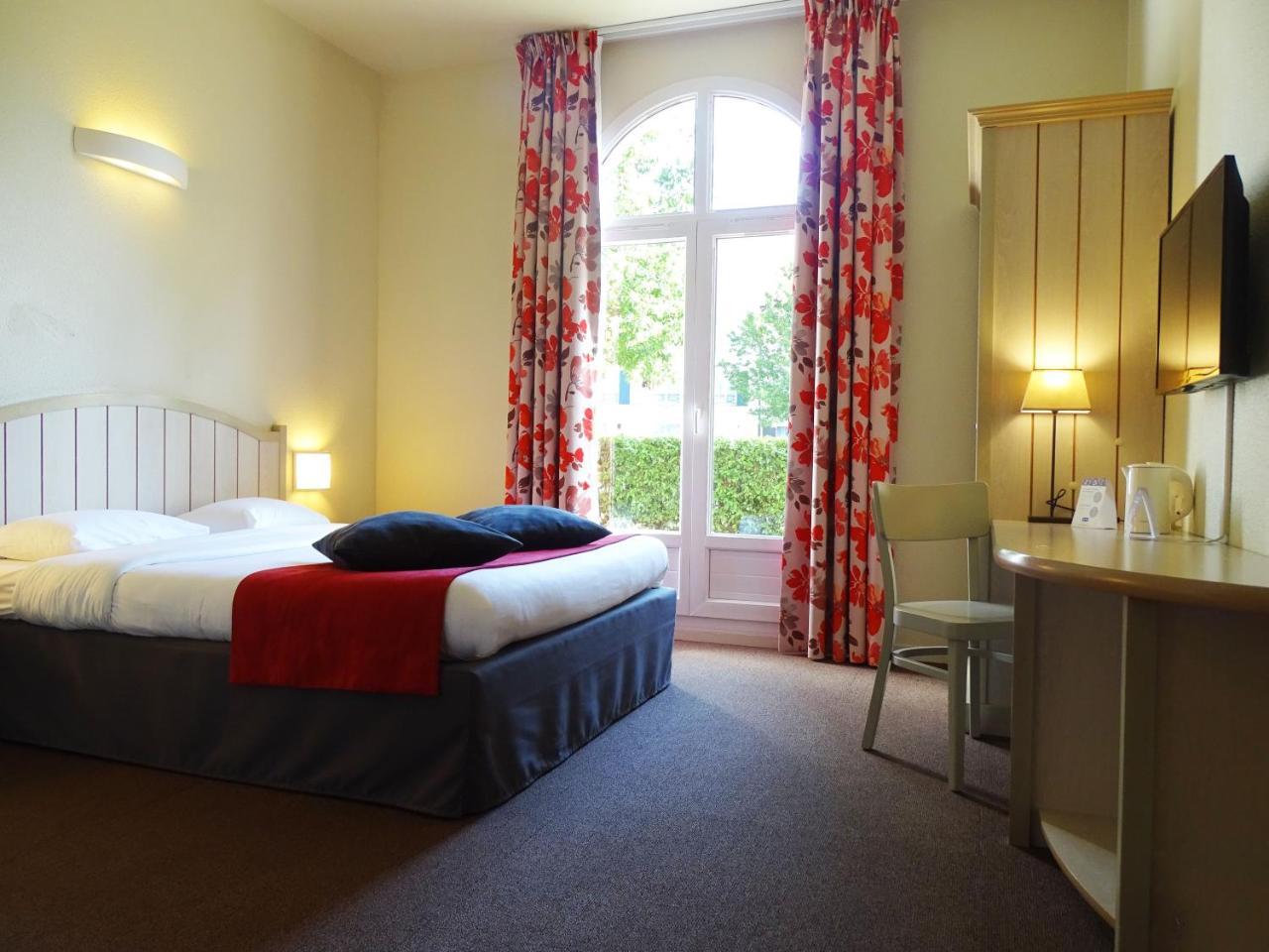 Hotel Campanile Val De France Magny-le-Hongre Zewnętrze zdjęcie